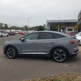 2022 AUDI Q4 E-TRON 2022 AUDI Q4 E-TRON