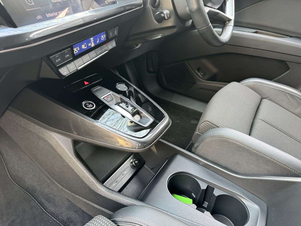 2022 AUDI Q4 E-TRON 2022 AUDI Q4 E-TRON