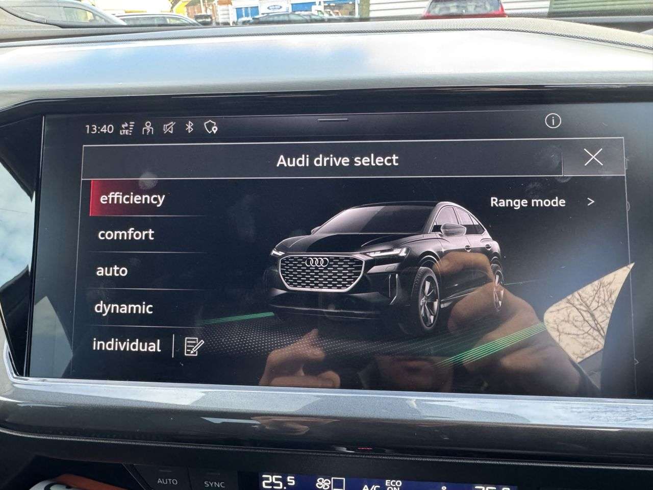 2022 AUDI Q4 E-TRON 2022 AUDI Q4 E-TRON