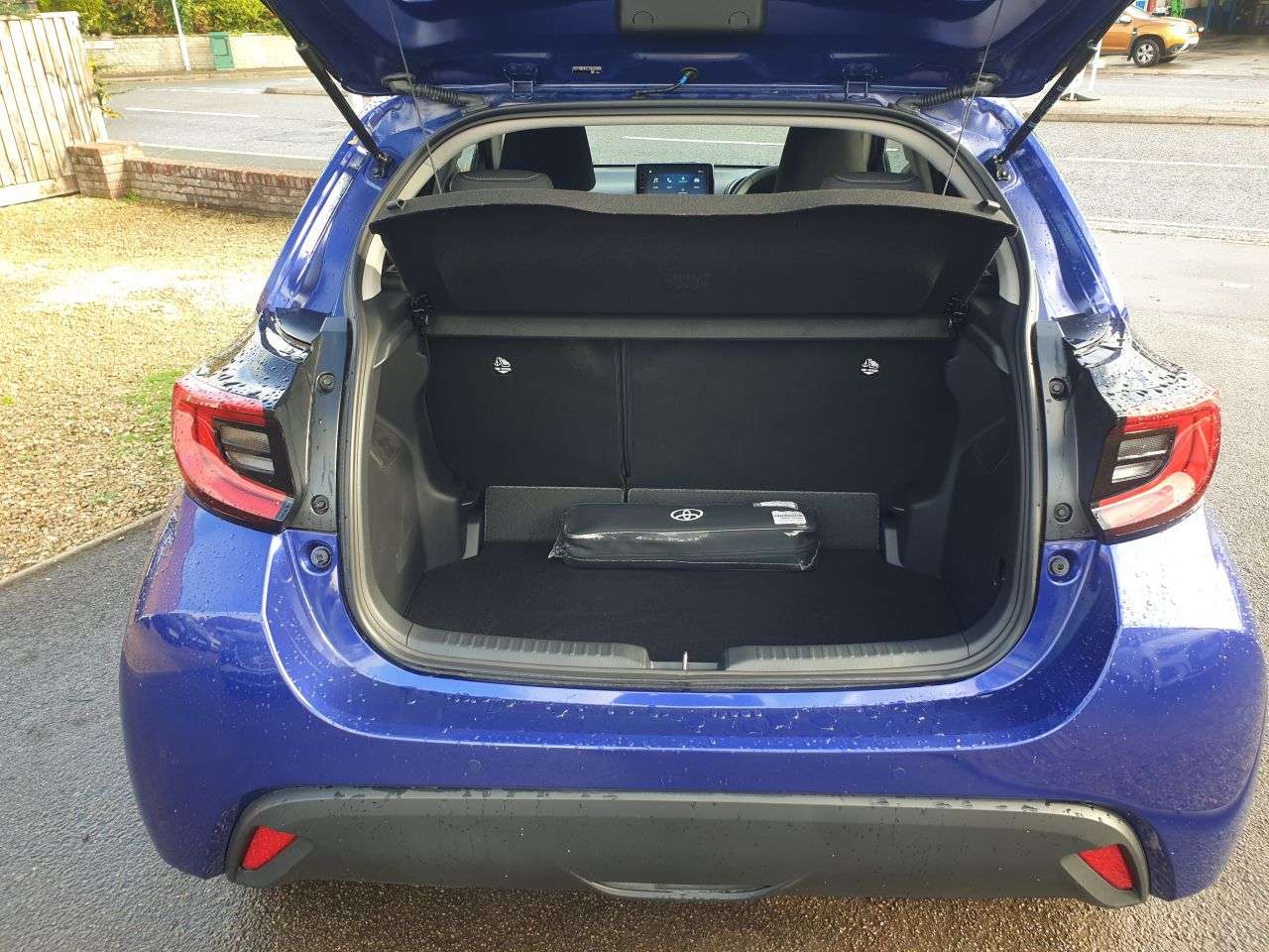 2024 TOYOTA YARIS 2024 TOYOTA YARIS