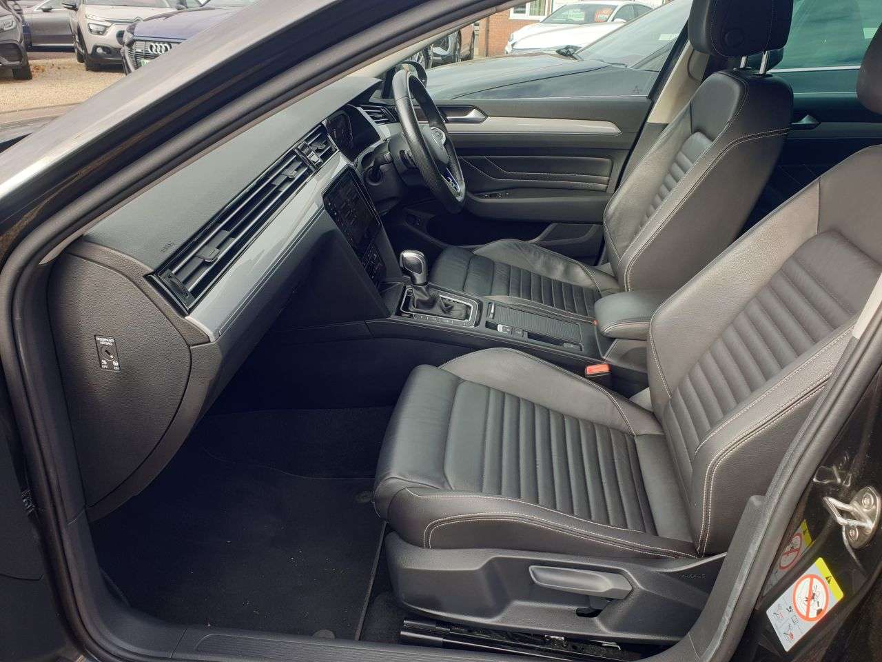 2021 VOLKSWAGEN PASSAT 2021 VOLKSWAGEN PASSAT