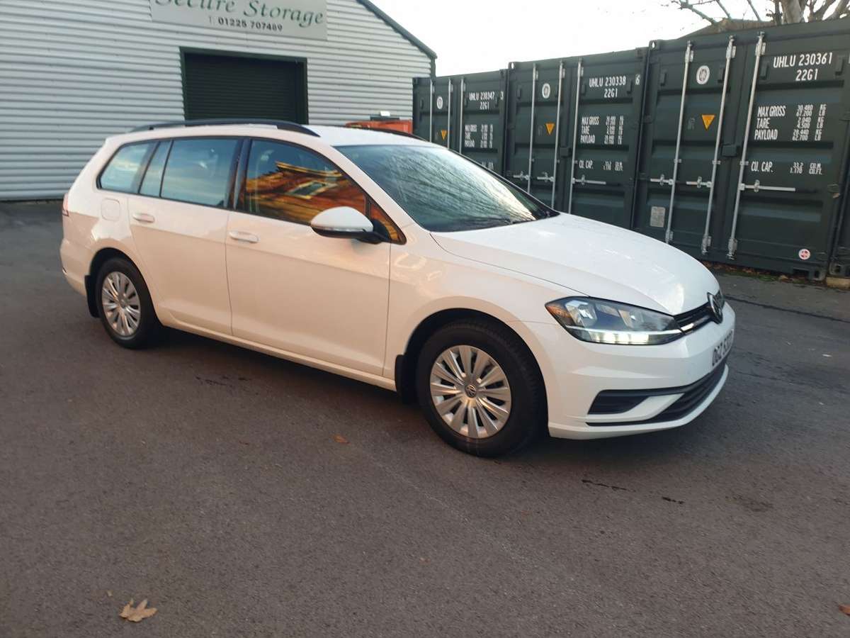 Check out this Volkswagen Golf 2019 Diesel Manual