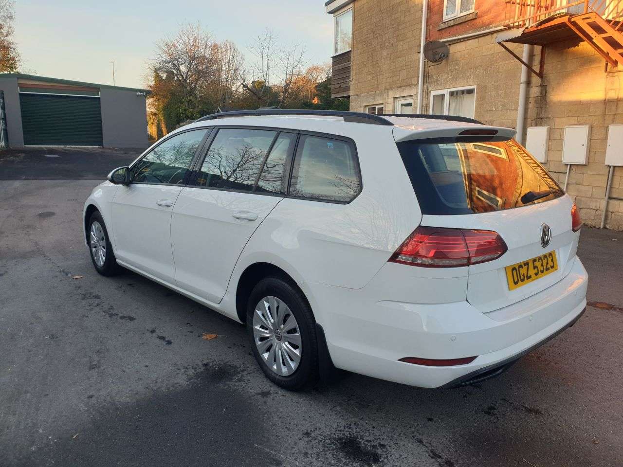 2019 VOLKSWAGEN GOLF 2019 VOLKSWAGEN GOLF