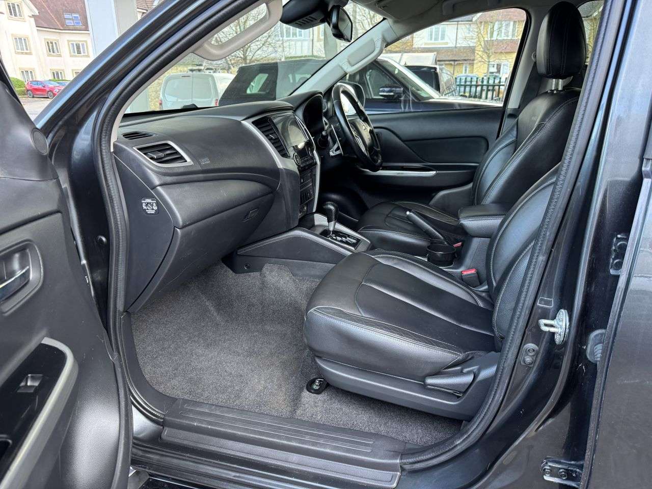 2020 MITSUBISHI L200 2020 MITSUBISHI L200