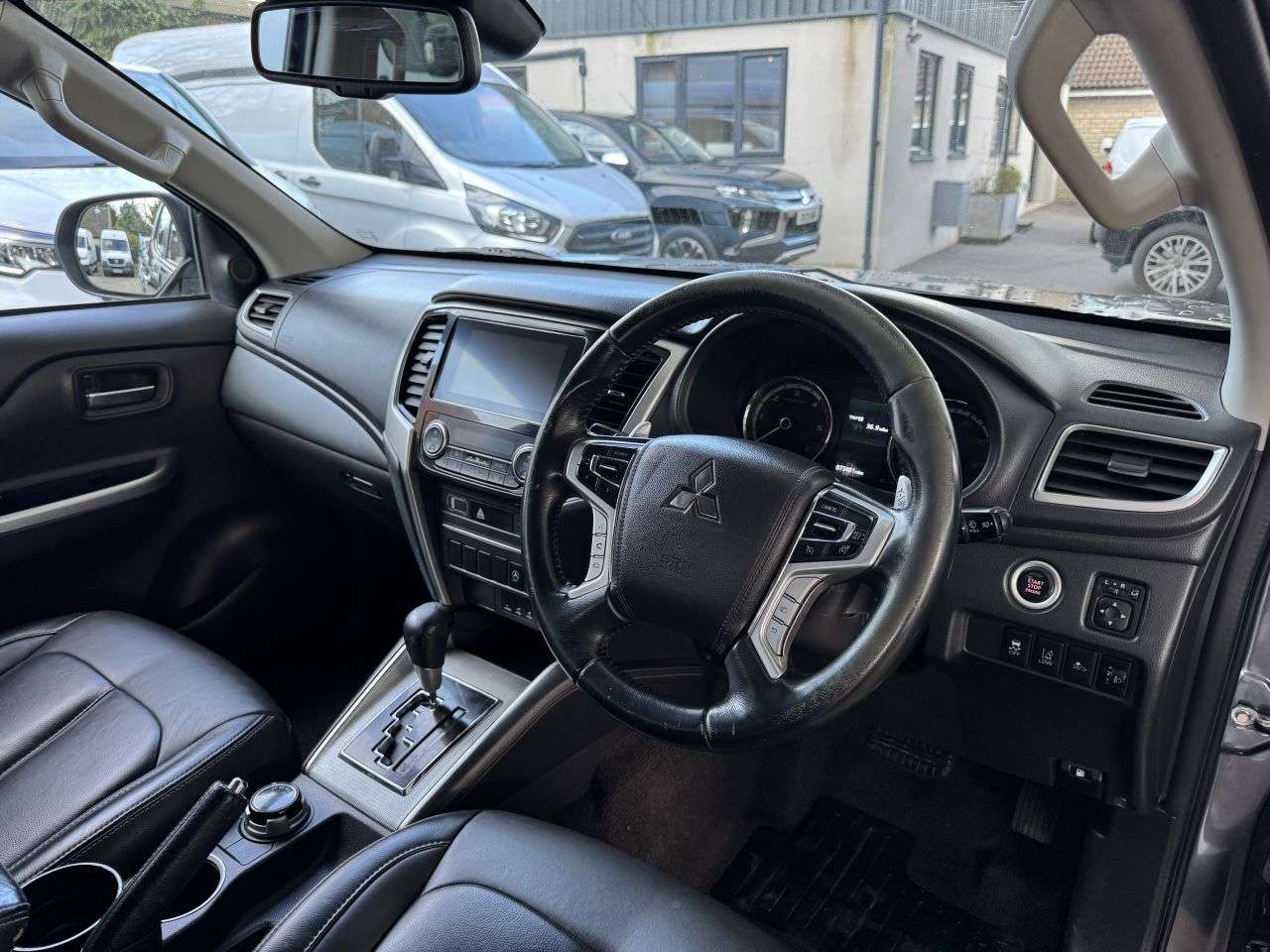 2020 MITSUBISHI L200 2020 MITSUBISHI L200