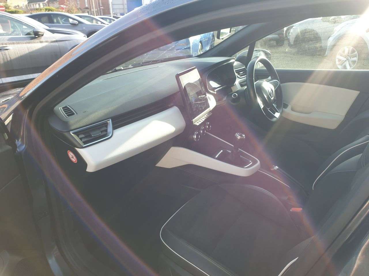 2021 RENAULT CLIO 2021 RENAULT CLIO