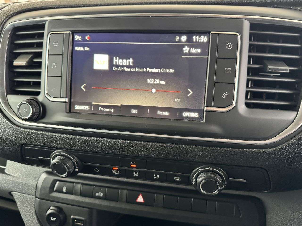 2022 VAUXHALL VIVARO 2022 VAUXHALL VIVARO