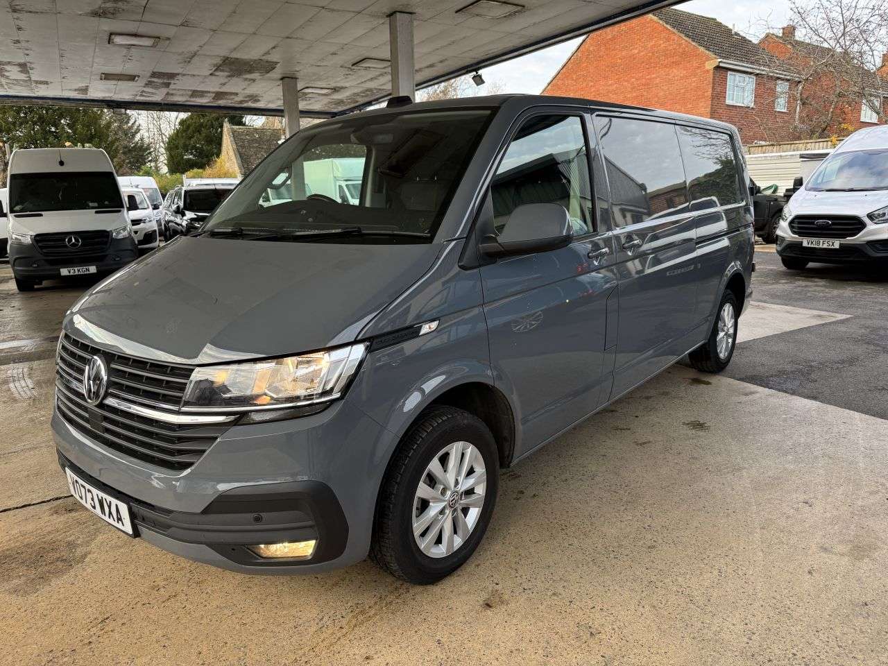 A 2023 VOLKSWAGEN TRANSPORTER 2.0 TDI T30 Highline Panel Van 5dr Diesel Manual FWD LWB Euro 6 (s/s) (150 A 2023 VOLKSWAGEN TRANSPORTER 2.0 TDI T30 Highline Panel Van 5dr Diesel Manual FWD LWB Euro 6 (s/s) (150