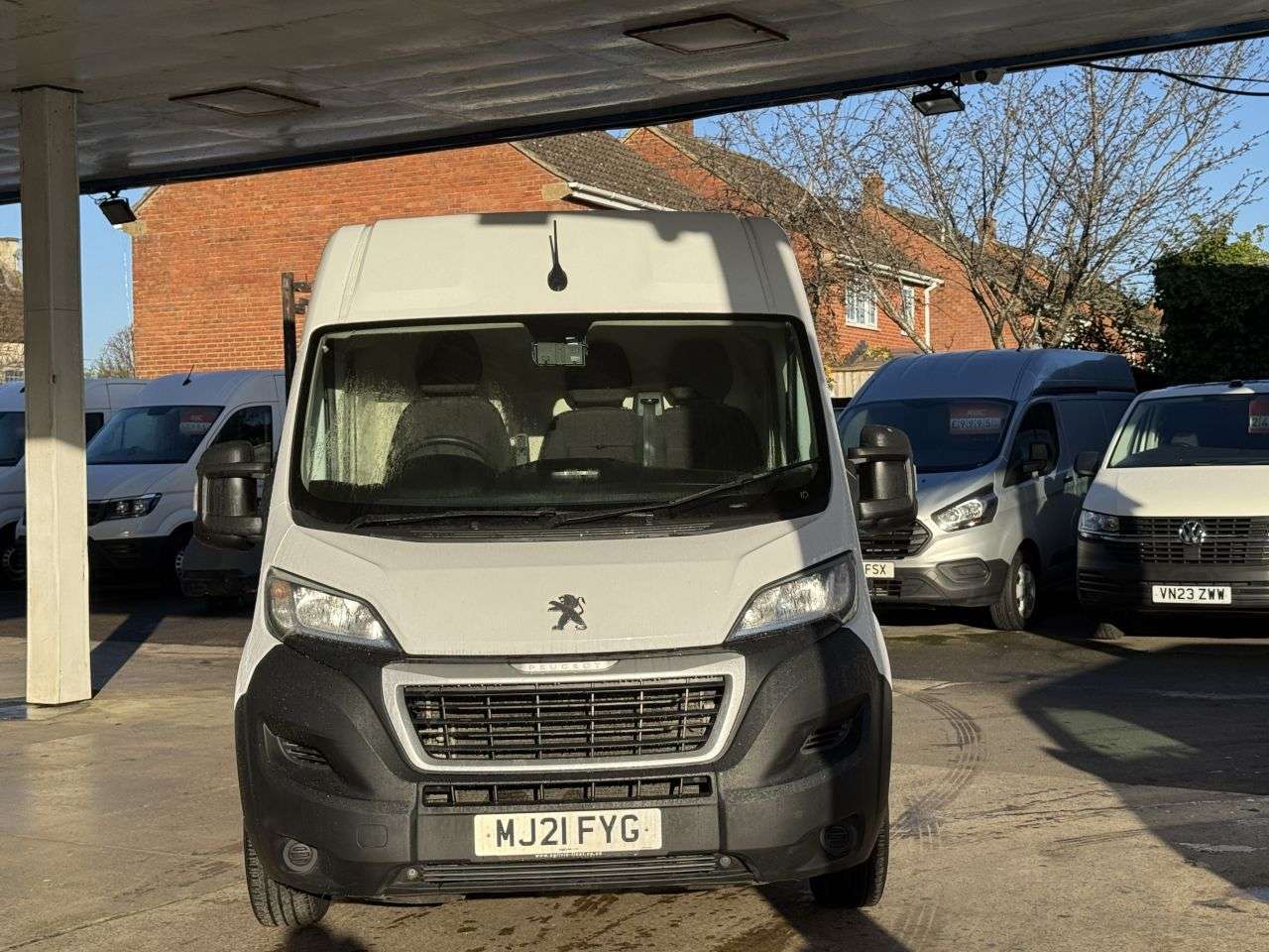 A 2021 PEUGEOT BOXER 2.2 BlueHDi 335 Professional Panel Van 5dr Diesel Manual L3 H2 Euro 6 (s/s) A 2021 PEUGEOT BOXER 2.2 BlueHDi 335 Professional Panel Van 5dr Diesel Manual L3 H2 Euro 6 (s/s)