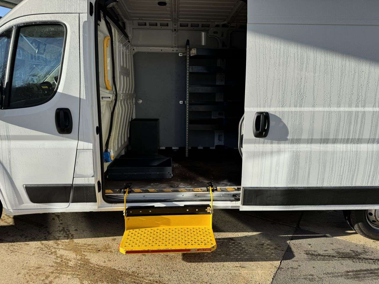 2021 PEUGEOT BOXER 2021 PEUGEOT BOXER