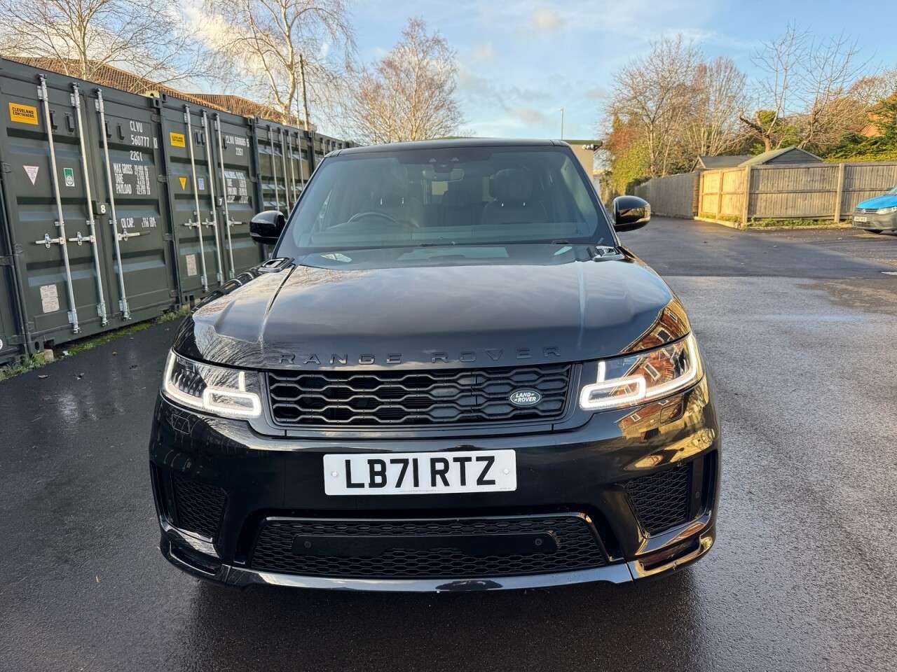 A 2021 LAND ROVER RANGE ROVER SPORT 2.0 P400e 13.1kWh HSE Dynamic Black SUV 5dr Petrol Plug-in Hybrid Auto 4WD A 2021 LAND ROVER RANGE ROVER SPORT 2.0 P400e 13.1kWh HSE Dynamic Black SUV 5dr Petrol Plug-in Hybrid Auto 4WD