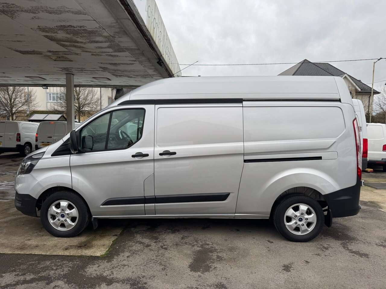 A 2018 FORD TRANSIT CUSTOM 2.0 340 EcoBlue Panel Van 5dr Diesel Manual L2 H2 Euro 6 (130 ps) WET BELT A 2018 FORD TRANSIT CUSTOM 2.0 340 EcoBlue Panel Van 5dr Diesel Manual L2 H2 Euro 6 (130 ps) WET BELT