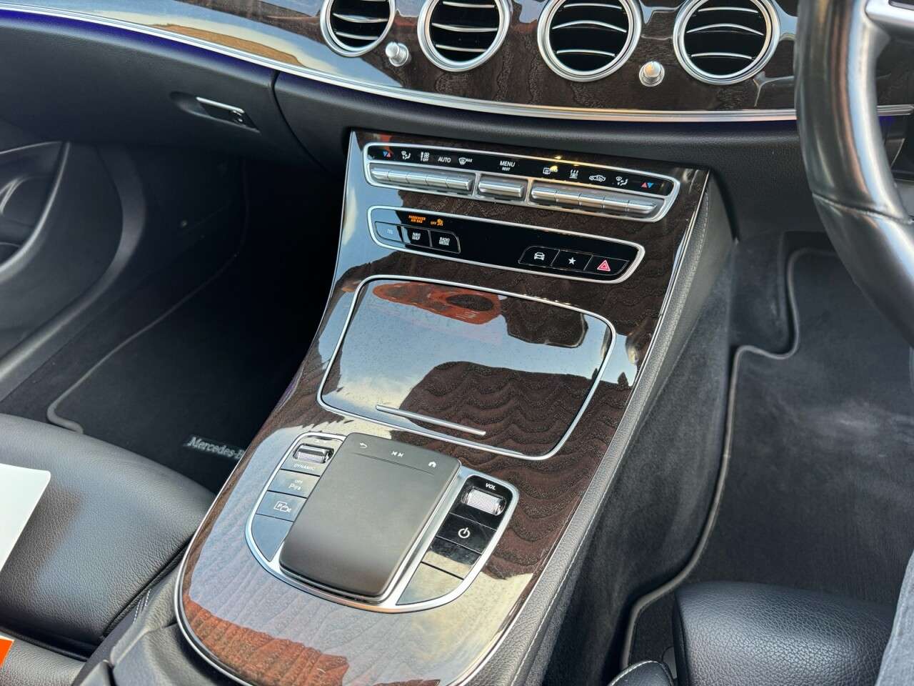 2021 MERCEDES-BENZ E-CLASS 2021 MERCEDES-BENZ E-CLASS