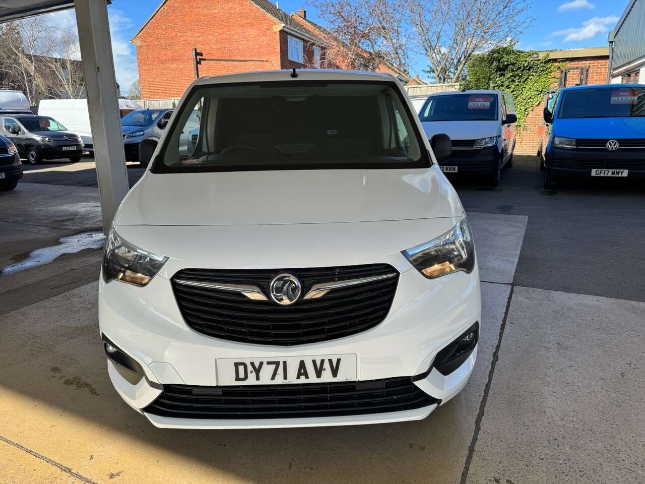 A 2021 VAUXHALL COMBO 1.5 Turbo D 2300 Sportive Panel Van 4dr Diesel Manual L1 H1 Euro 6 (100 ps) A 2021 VAUXHALL COMBO 1.5 Turbo D 2300 Sportive Panel Van 4dr Diesel Manual L1 H1 Euro 6 (100 ps)