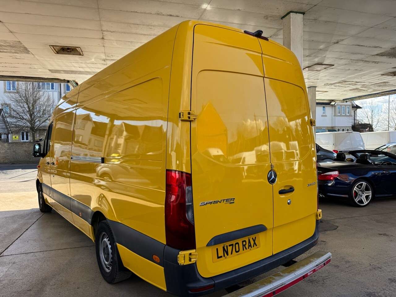 A 2020 MERCEDES-BENZ SPRINTER 2.1 314 CDI Progressive Panel Van 5dr Diesel Manual RWD L3 H2 Euro 6 (s/s) A 2020 MERCEDES-BENZ SPRINTER 2.1 314 CDI Progressive Panel Van 5dr Diesel Manual RWD L3 H2 Euro 6 (s/s)