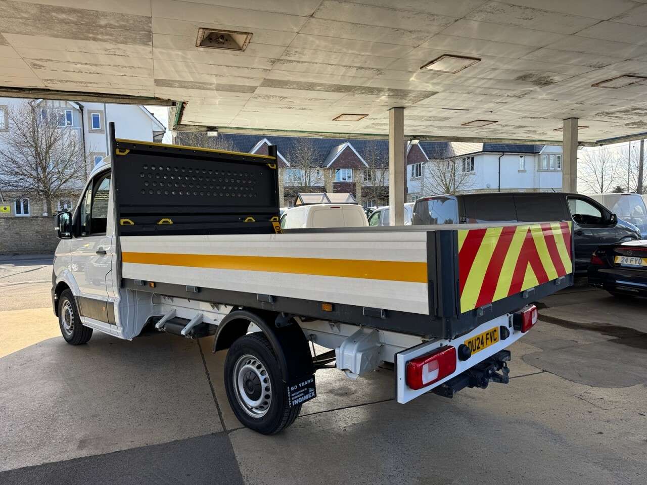 A 2024 VOLKSWAGEN CRAFTER 2.0 TDI CR35 Startline Dropside 2dr Diesel Manual FWD MWB Euro 6 (s/s) (ETG A 2024 VOLKSWAGEN CRAFTER 2.0 TDI CR35 Startline Dropside 2dr Diesel Manual FWD MWB Euro 6 (s/s) (ETG