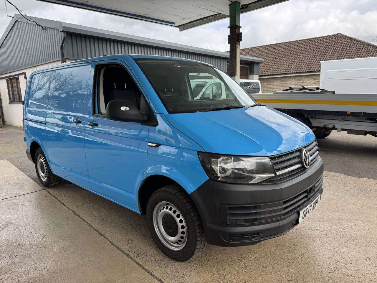 A 2017 VOLKSWAGEN TRANSPORTER 2.0 TDI T30 BlueMotion Tech Startline Panel Van 5dr Diesel Manual FWD SWB E A 2017 VOLKSWAGEN TRANSPORTER 2.0 TDI T30 BlueMotion Tech Startline Panel Van 5dr Diesel Manual FWD SWB E
