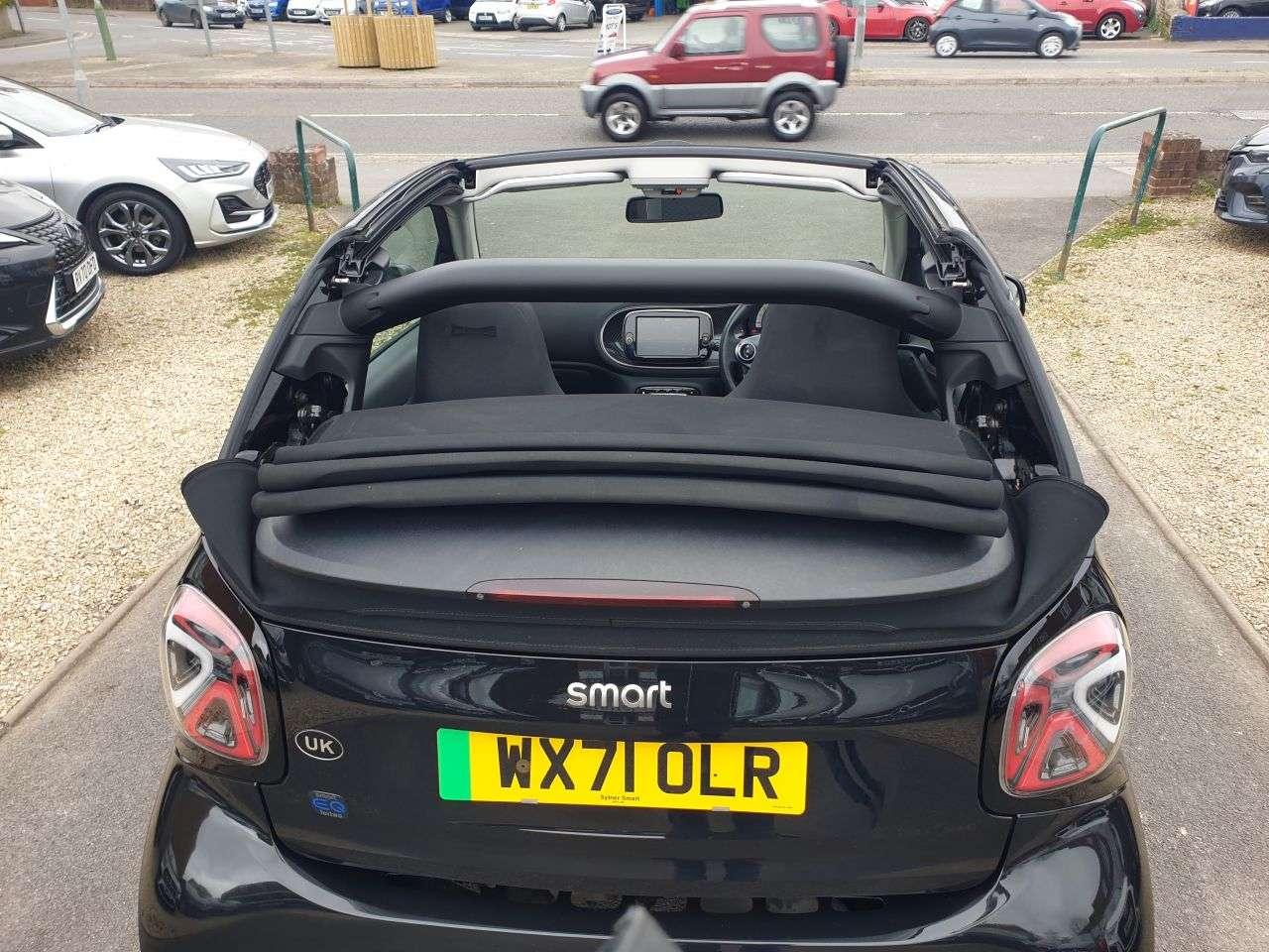 A 2021 SMART FORTWO 17.6kWh BRABUS Line Cabriolet 2dr Electric Auto (22kW Charger) (82 ps) full A 2021 SMART FORTWO 17.6kWh BRABUS Line Cabriolet 2dr Electric Auto (22kW Charger) (82 ps) full