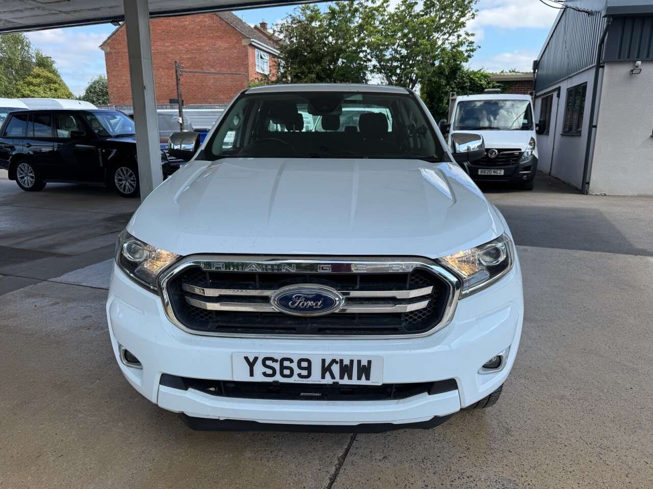 A 2019 FORD RANGER 2.0 EcoBlue XLT Pickup Double Cab 4dr Diesel Manual 4WD Euro 6 (s/s) (170 p A 2019 FORD RANGER 2.0 EcoBlue XLT Pickup Double Cab 4dr Diesel Manual 4WD Euro 6 (s/s) (170 p
