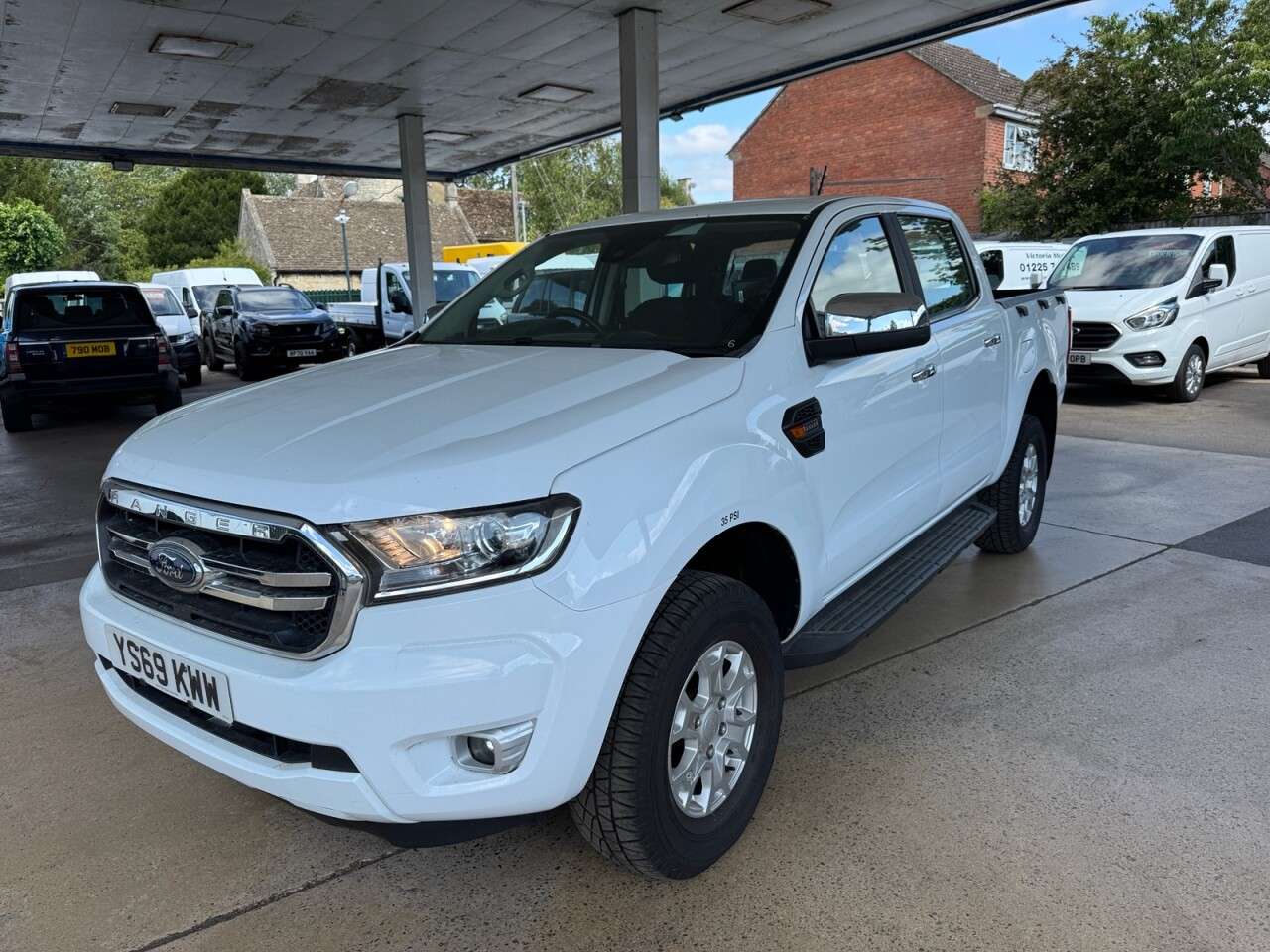 A 2019 FORD RANGER 2.0 EcoBlue XLT Pickup Double Cab 4dr Diesel Manual 4WD Euro 6 (s/s) (170 p A 2019 FORD RANGER 2.0 EcoBlue XLT Pickup Double Cab 4dr Diesel Manual 4WD Euro 6 (s/s) (170 p