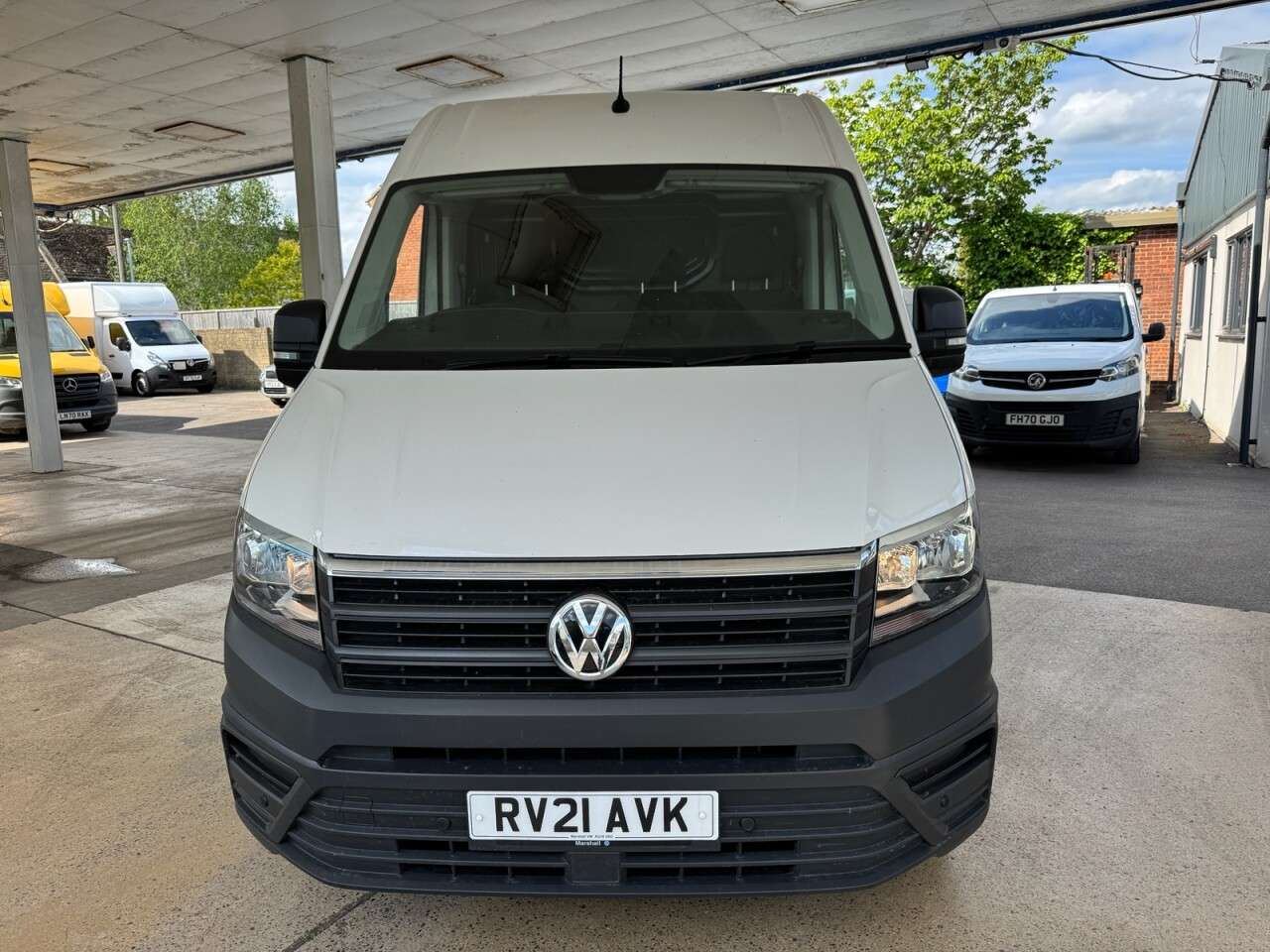 A 2021 VOLKSWAGEN CRAFTER 2.0 TDI CR35 Startline Panel Van 5dr Diesel Manual FWD LWB High Roof Euro 6 A 2021 VOLKSWAGEN CRAFTER 2.0 TDI CR35 Startline Panel Van 5dr Diesel Manual FWD LWB High Roof Euro 6