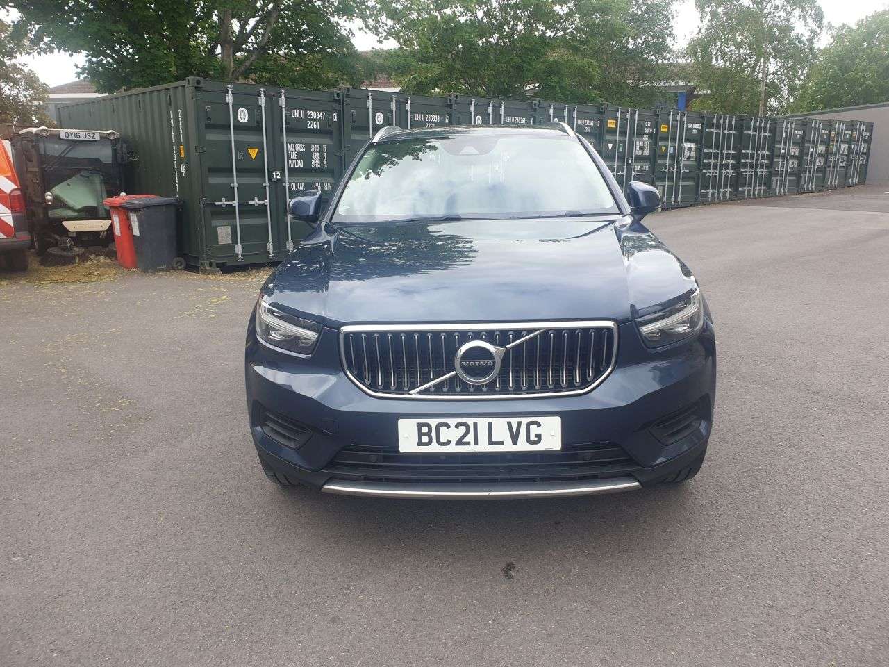 A 2021 VOLVO XC40 1.5h T5 Twin Engine Recharge 10.7kWh Inscription SUV 5dr Petrol Plug-in Hyb A 2021 VOLVO XC40 1.5h T5 Twin Engine Recharge 10.7kWh Inscription SUV 5dr Petrol Plug-in Hyb