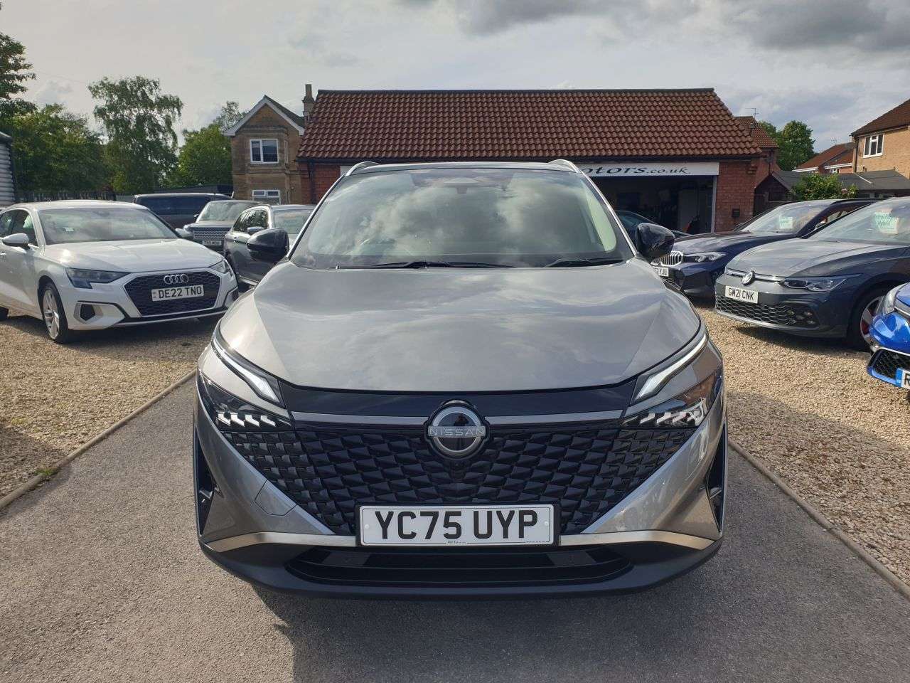 A 2025 NISSAN QASHQAI 1.5 h e-POWER N-Connecta SUV 5dr Petrol Hybrid Auto Euro 6 (s/s) (190 ps) S A 2025 NISSAN QASHQAI 1.5 h e-POWER N-Connecta SUV 5dr Petrol Hybrid Auto Euro 6 (s/s) (190 ps) S