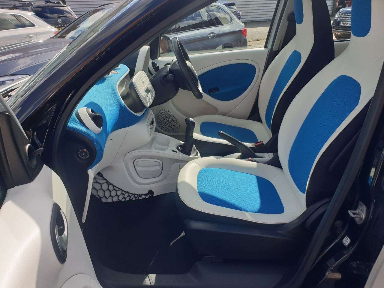 2016 SMART FORFOUR 2016 SMART FORFOUR
