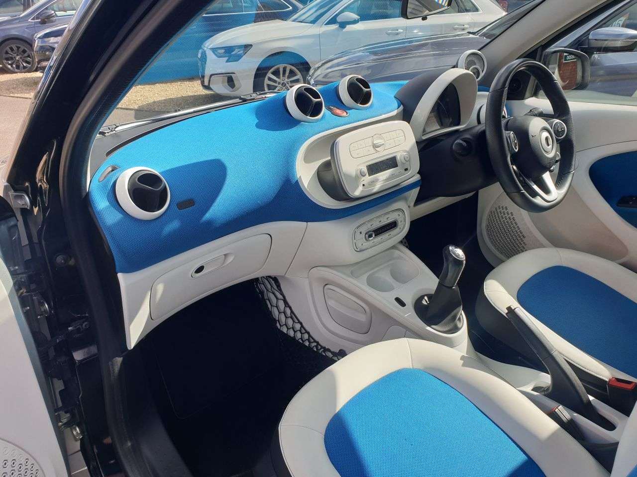 2016 SMART FORFOUR 2016 SMART FORFOUR