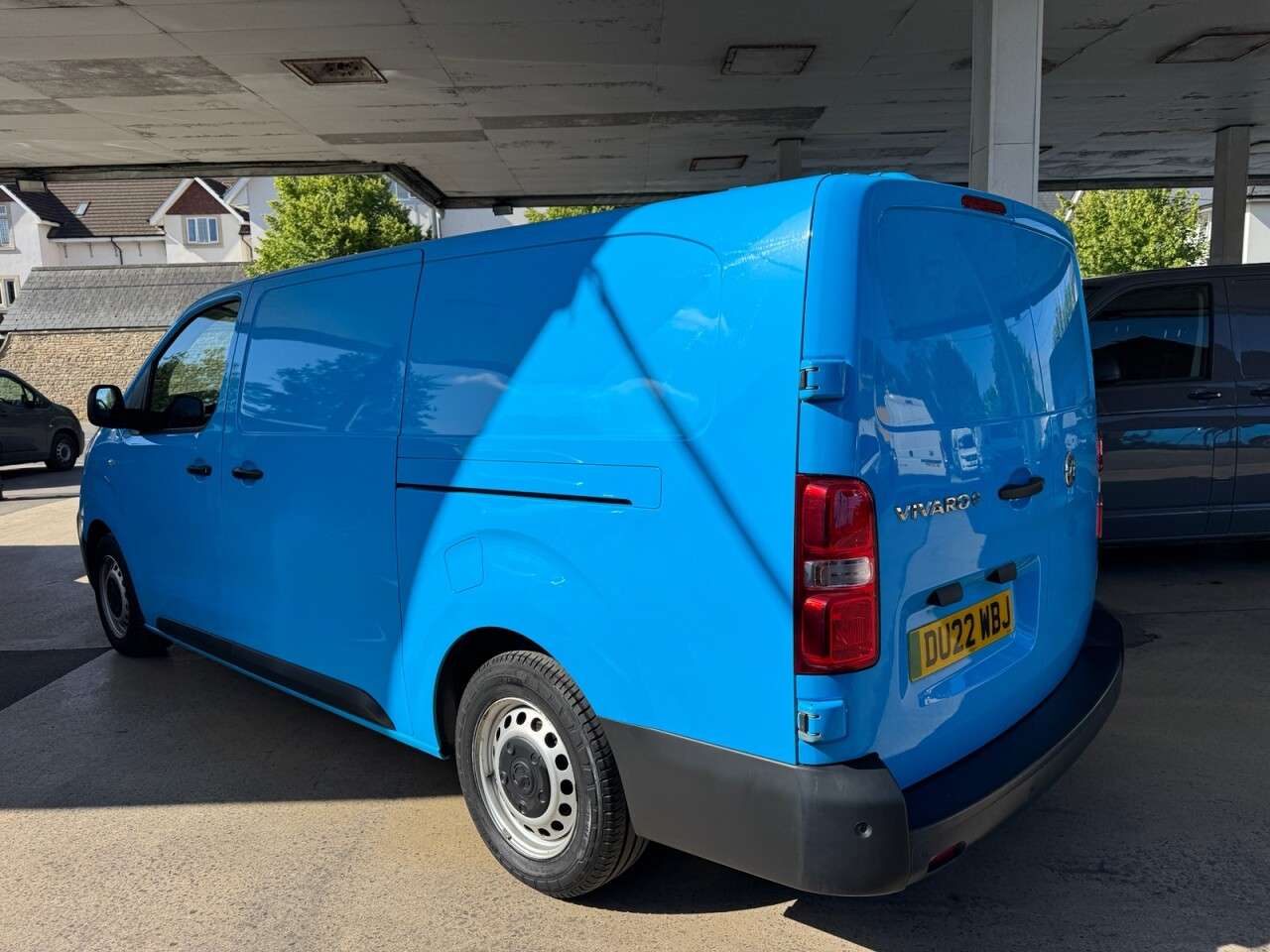 A 2022 VAUXHALL VIVARO ELECTRIC 3100 75kWh Dynamic Panel Van 6dr Electric Auto L2 H1 (7.4kW Charger) (136 p A 2022 VAUXHALL VIVARO ELECTRIC 3100 75kWh Dynamic Panel Van 6dr Electric Auto L2 H1 (7.4kW Charger) (136 p