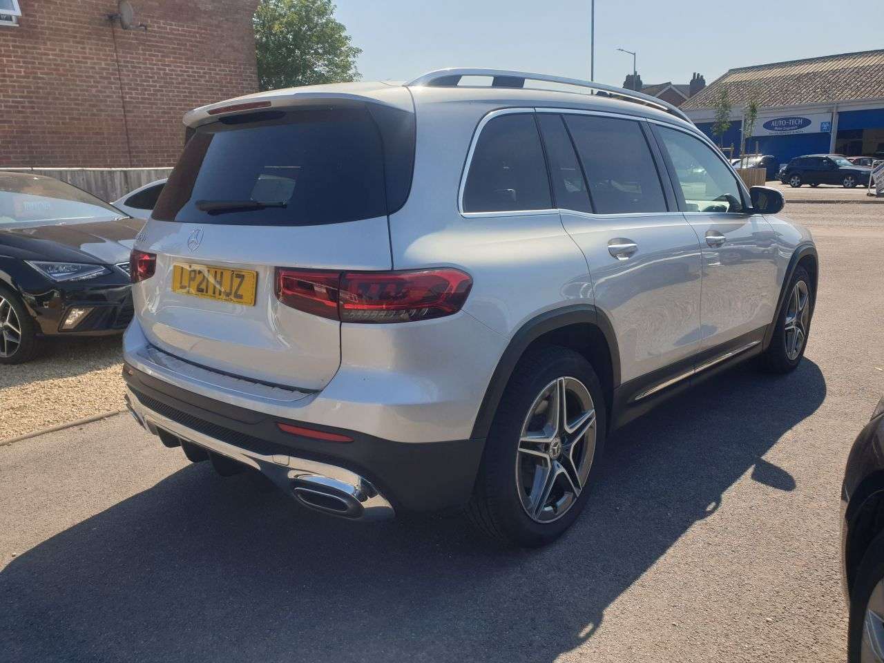 A 2021 MERCEDES-BENZ GLB 1.3 GLB200 AMG Line SUV 5dr Petrol 7G-DCT Euro 6 (s/s) (163 ps) 7-seater, 1 A 2021 MERCEDES-BENZ GLB 1.3 GLB200 AMG Line SUV 5dr Petrol 7G-DCT Euro 6 (s/s) (163 ps) 7-seater, 1
