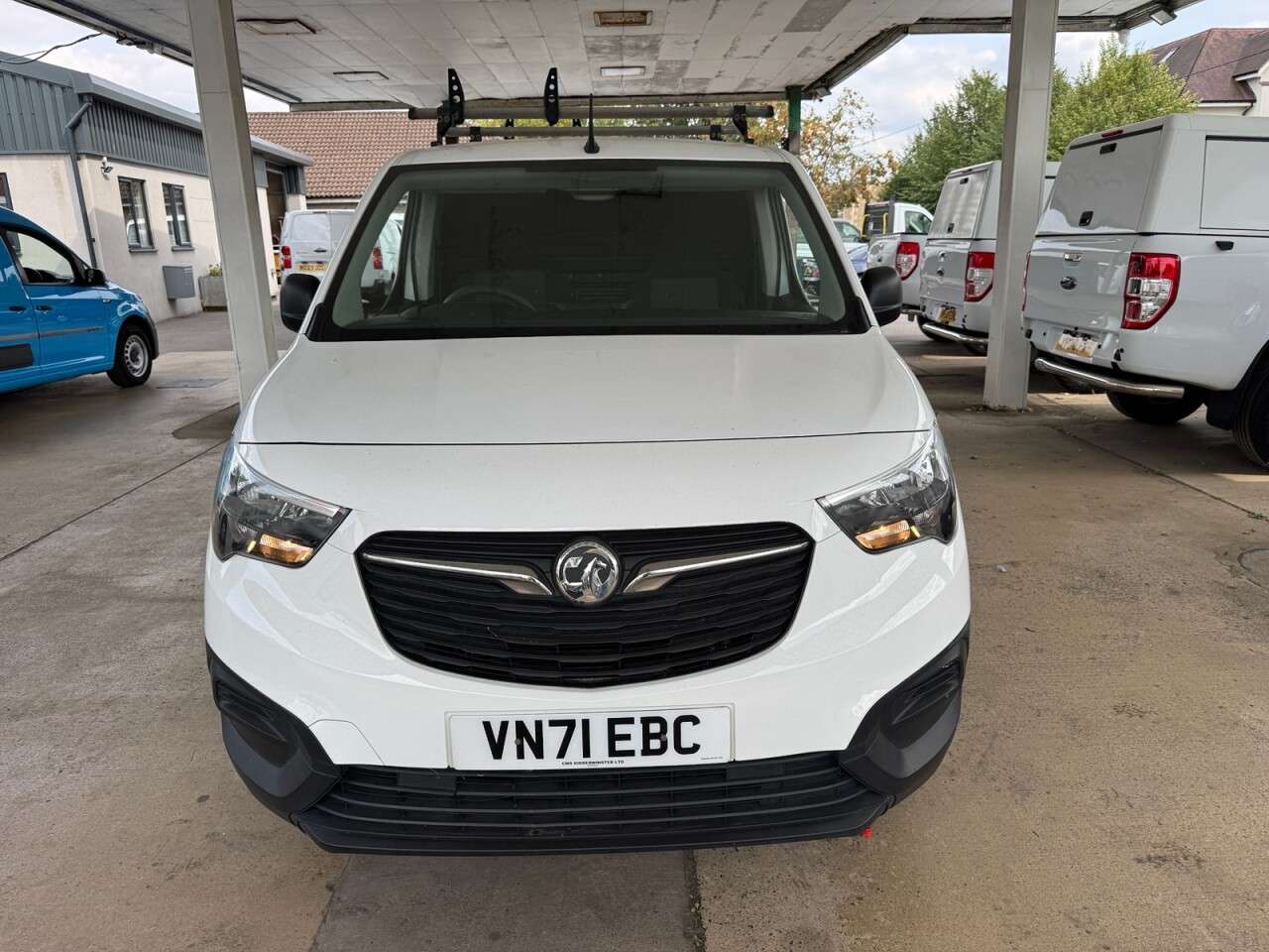 A 2021 VAUXHALL COMBO 1.5 Turbo D 2300 Dynamic Panel Van 4dr Diesel Manual L1 H1 Euro 6 (100 ps) A 2021 VAUXHALL COMBO 1.5 Turbo D 2300 Dynamic Panel Van 4dr Diesel Manual L1 H1 Euro 6 (100 ps)