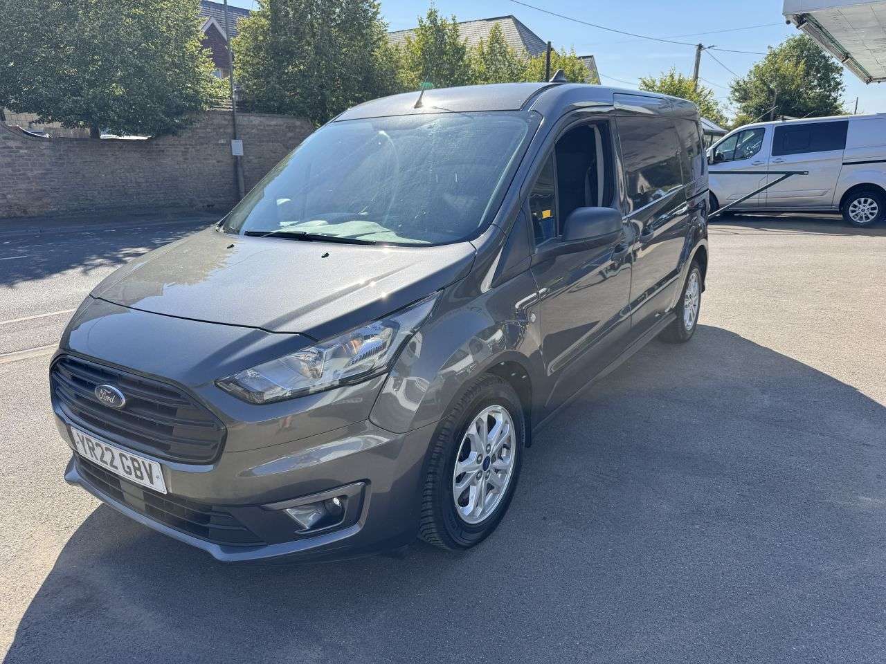 A 2022 FORD TRANSIT CONNECT 1.5 250 EcoBlue Trend Panel Van 5dr Diesel Manual L2 Euro 6 (s/s) (120 ps) A 2022 FORD TRANSIT CONNECT 1.5 250 EcoBlue Trend Panel Van 5dr Diesel Manual L2 Euro 6 (s/s) (120 ps)