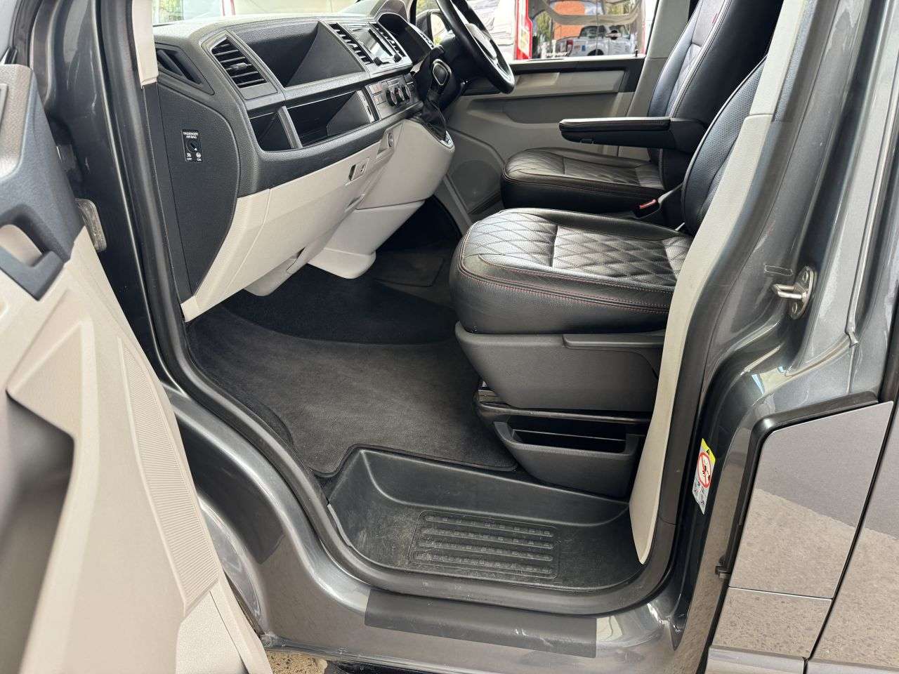 2017 VOLKSWAGEN TRANSPORTER 2017 VOLKSWAGEN TRANSPORTER