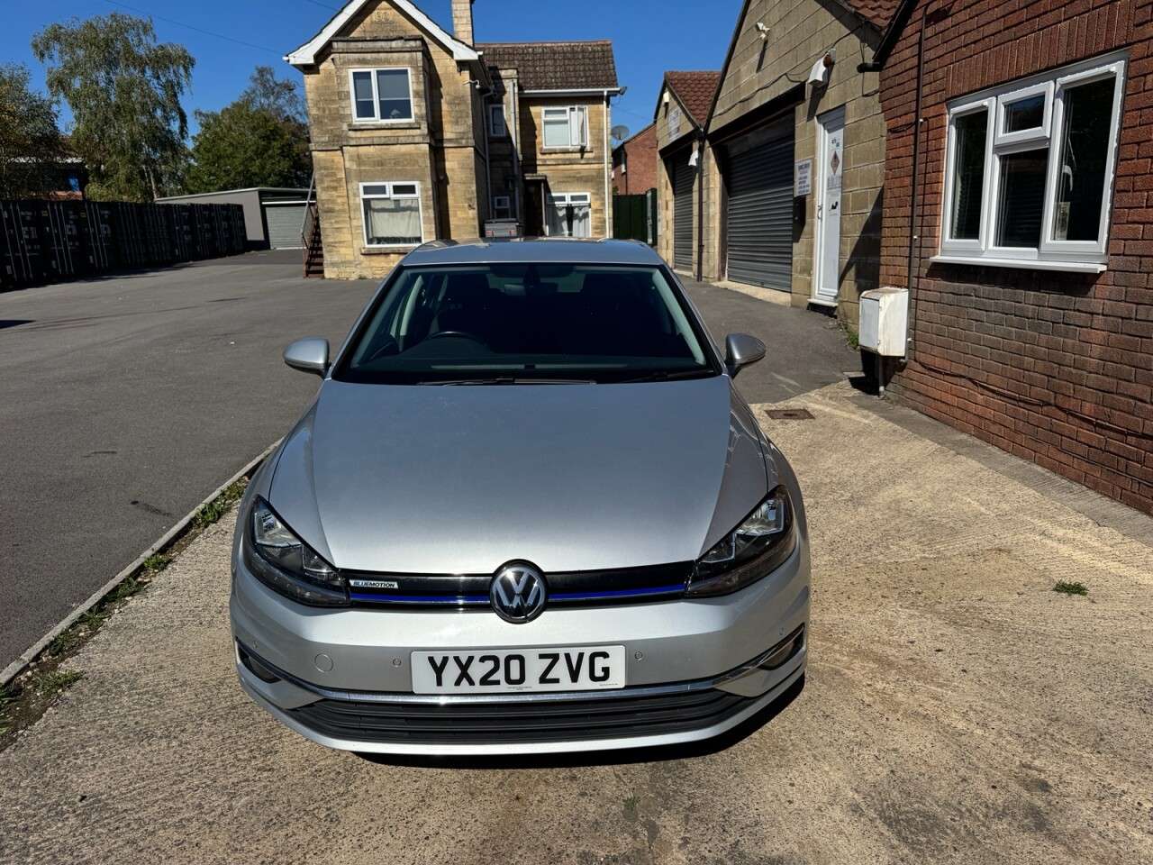 A 2020 VOLKSWAGEN GOLF 1.5 TSI EVO Match Hatchback 5dr Petrol Manual Euro 6 (s/s) (130 ps) A 2020 VOLKSWAGEN GOLF 1.5 TSI EVO Match Hatchback 5dr Petrol Manual Euro 6 (s/s) (130 ps)