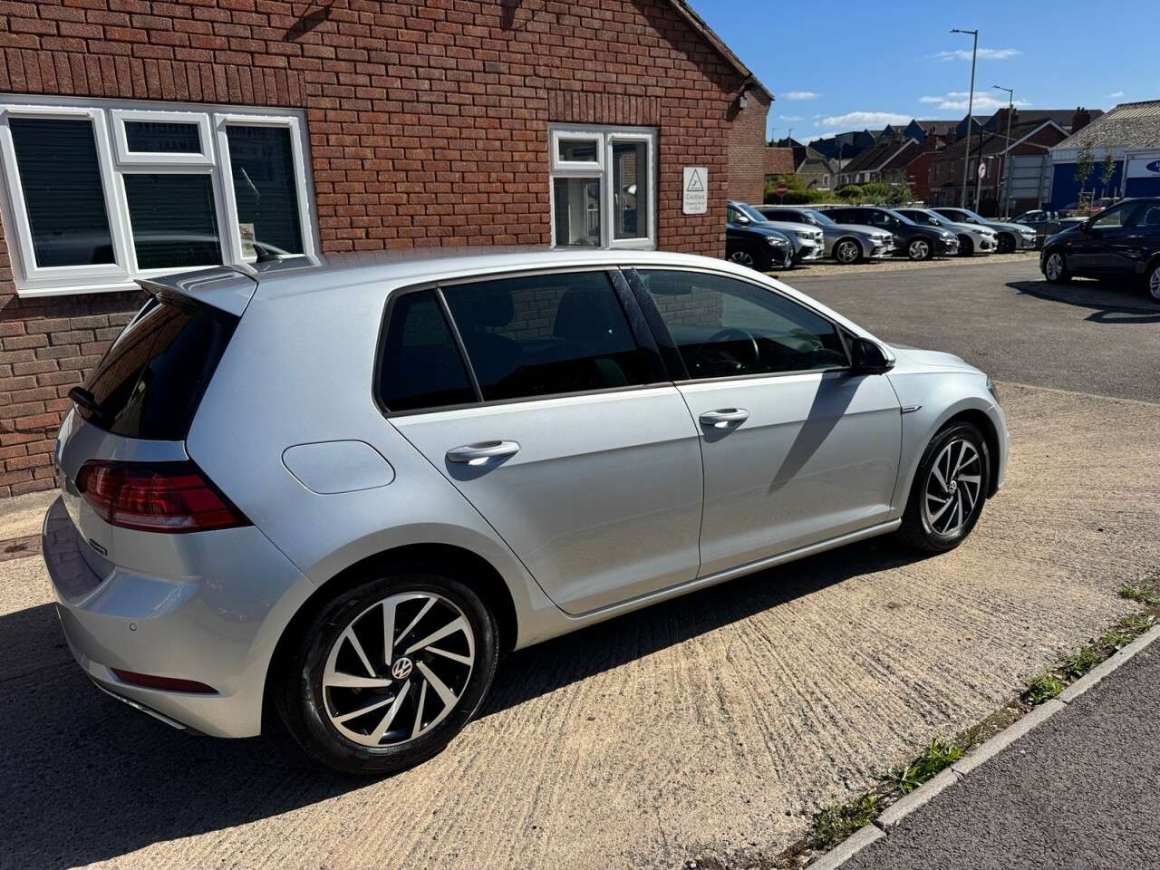 2020 VOLKSWAGEN GOLF 2020 VOLKSWAGEN GOLF