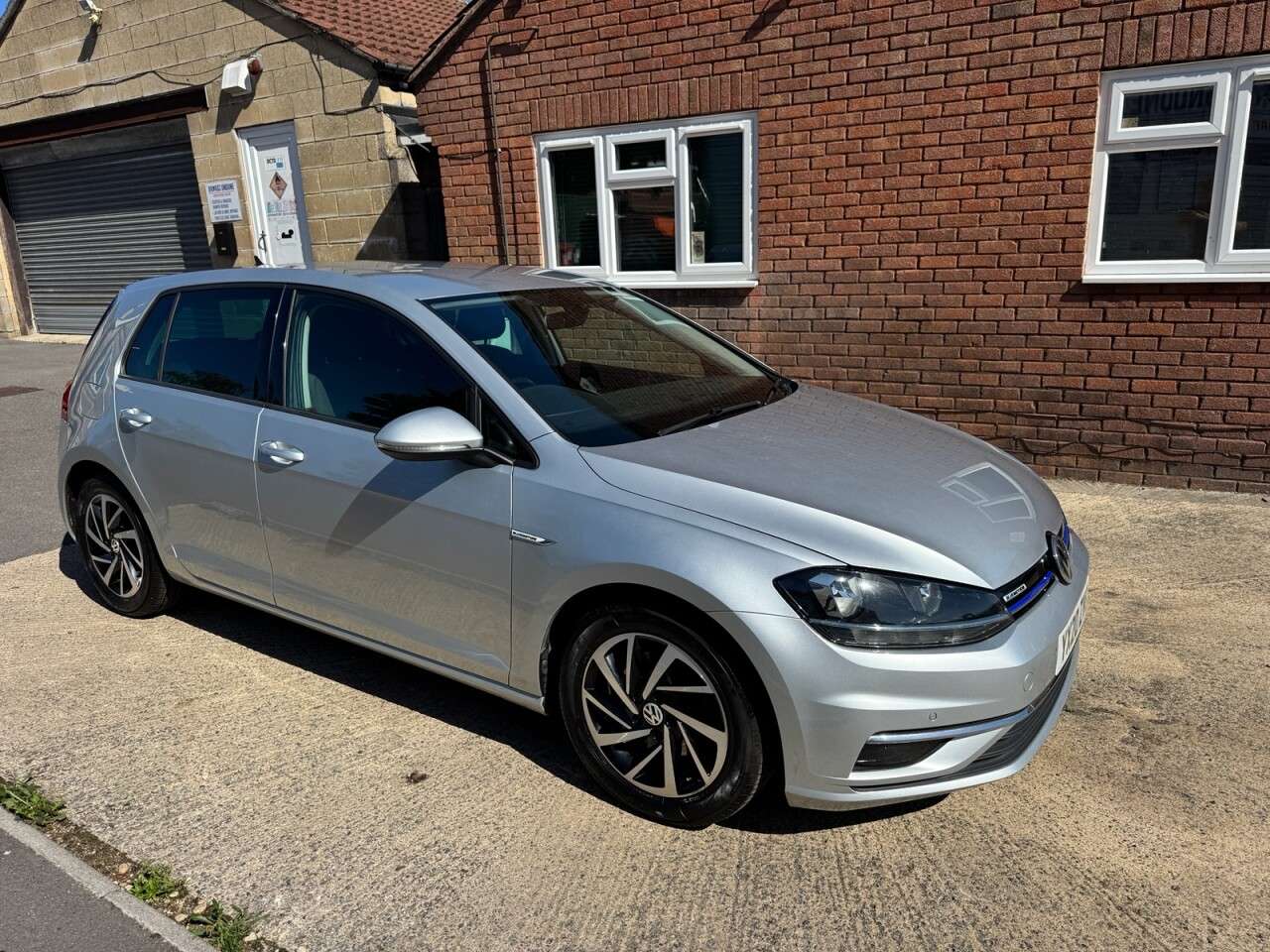 2020 VOLKSWAGEN GOLF 2020 VOLKSWAGEN GOLF