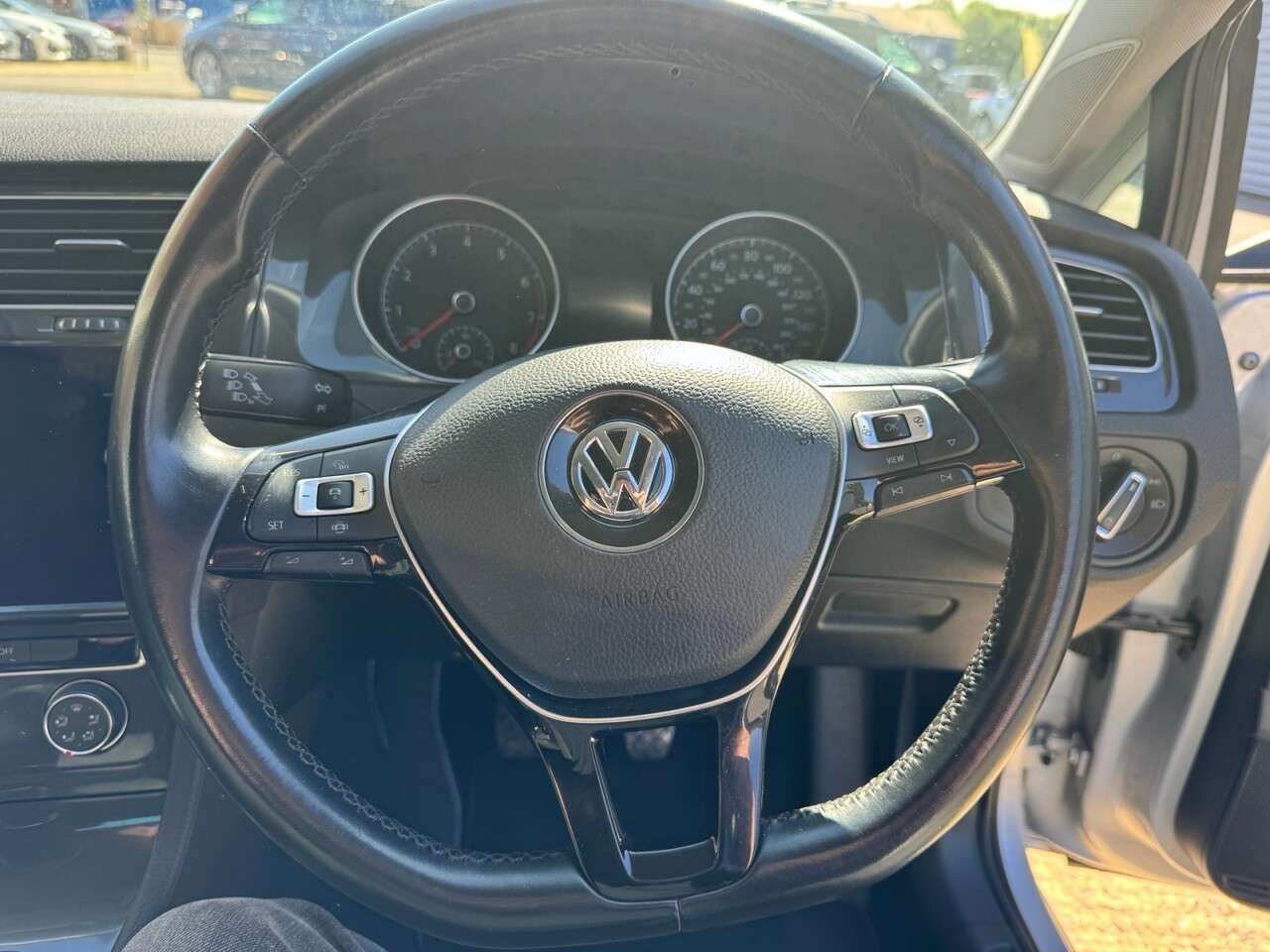 2020 VOLKSWAGEN GOLF 2020 VOLKSWAGEN GOLF