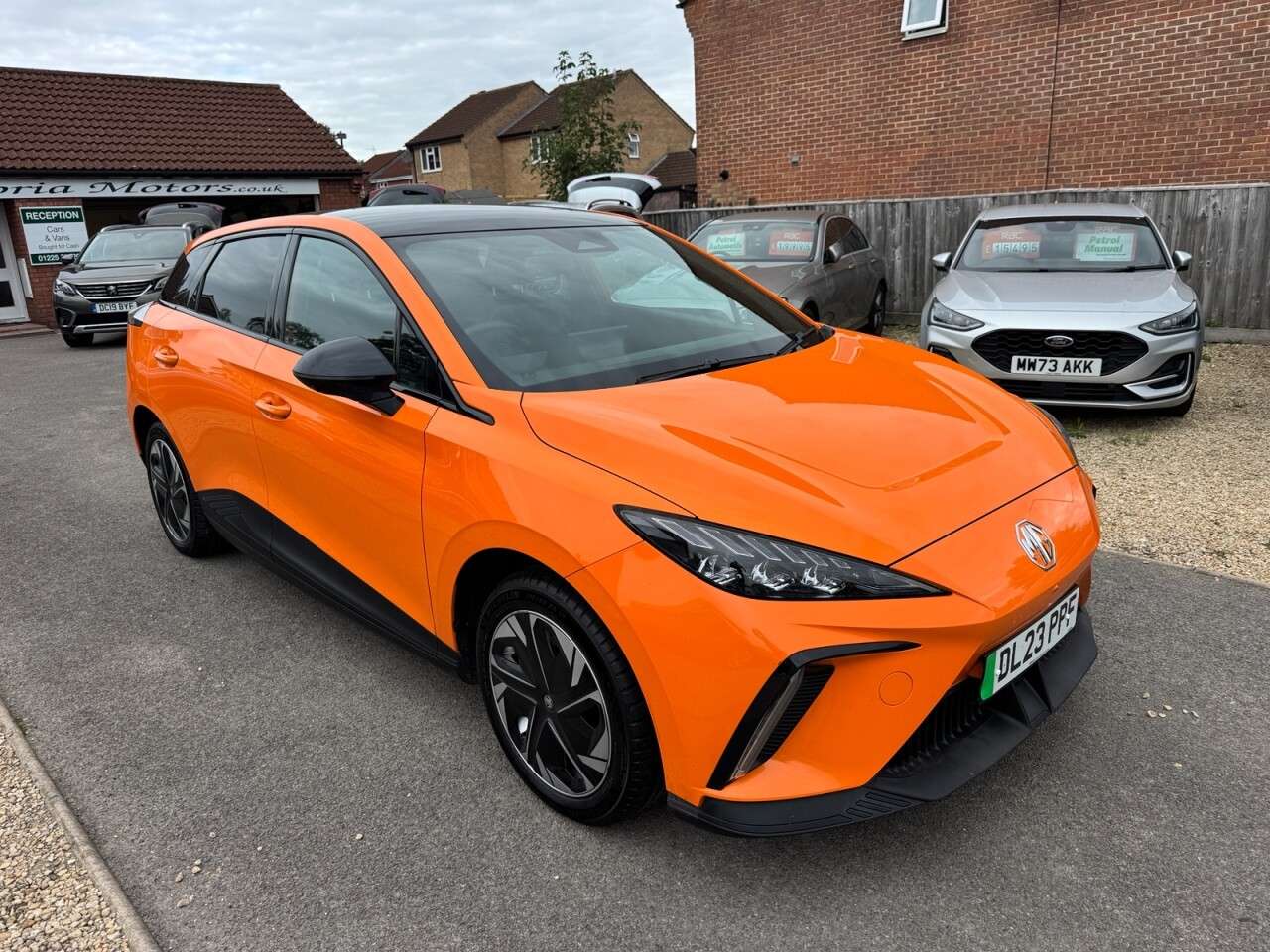 A 2023 MG MG4 64kWh Trophy Long Range Hatchback 5dr Electric Auto (203 ps) A 2023 MG MG4 64kWh Trophy Long Range Hatchback 5dr Electric Auto (203 ps)