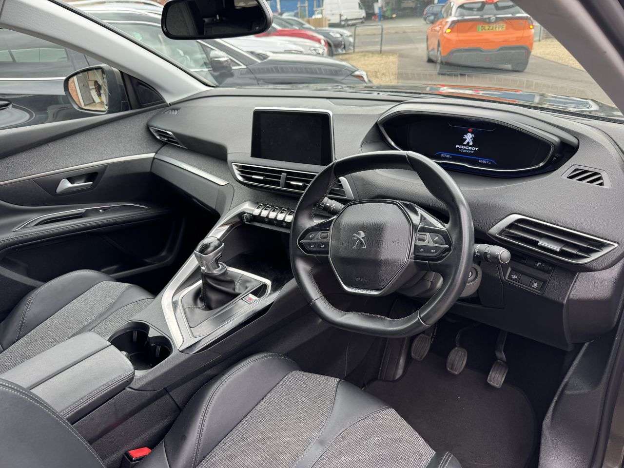 2019 PEUGEOT 5008 2019 PEUGEOT 5008