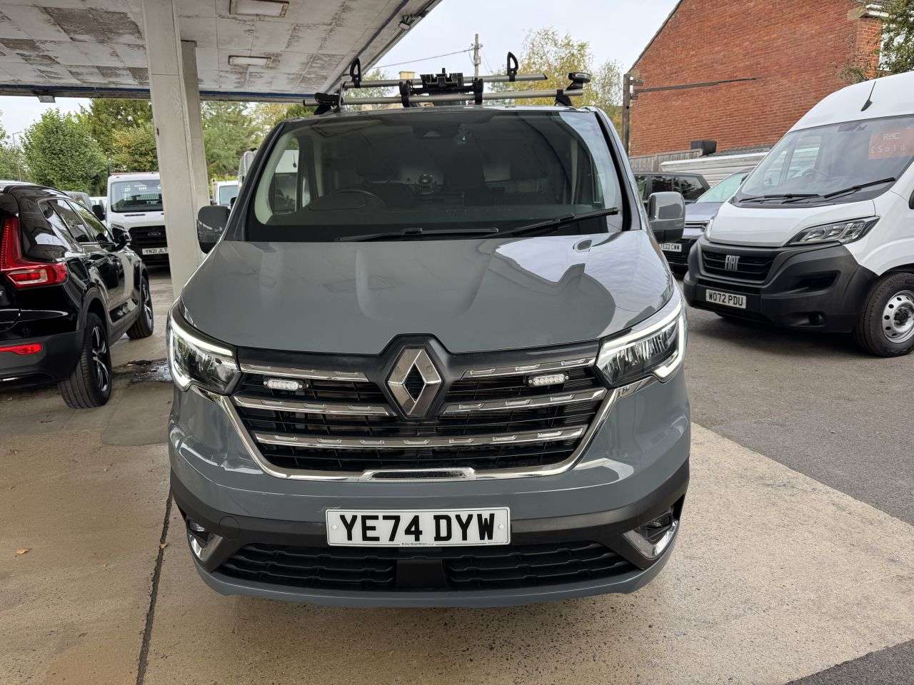 A 2024 RENAULT TRAFIC 2.0 dCi Blue LL30 Extra Panel Van 5dr Diesel Manual L2 H1 Euro 6 (s/s) (130 A 2024 RENAULT TRAFIC 2.0 dCi Blue LL30 Extra Panel Van 5dr Diesel Manual L2 H1 Euro 6 (s/s) (130