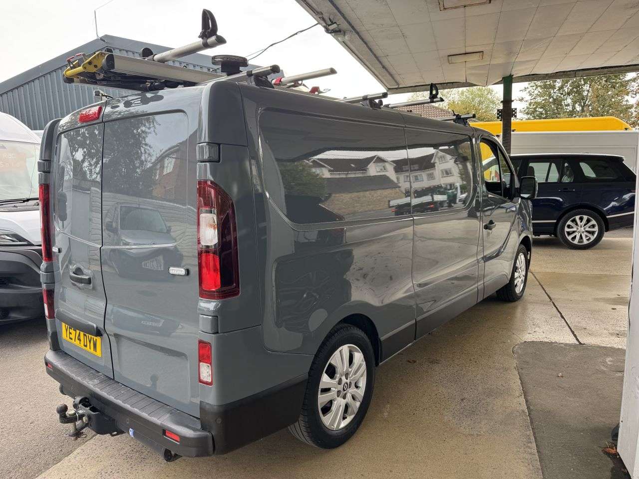 2024 RENAULT TRAFIC 2024 RENAULT TRAFIC