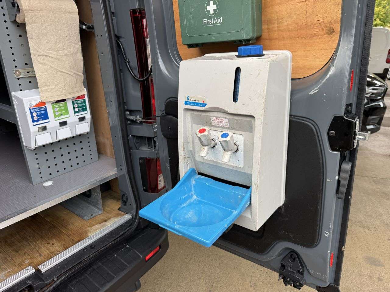 2024 RENAULT TRAFIC 2024 RENAULT TRAFIC
