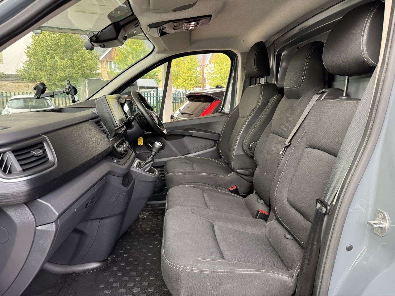 2024 RENAULT TRAFIC 2024 RENAULT TRAFIC