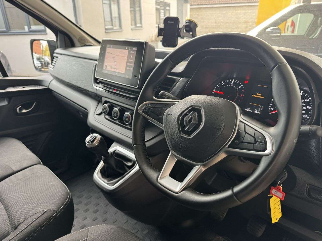2024 RENAULT TRAFIC 2024 RENAULT TRAFIC