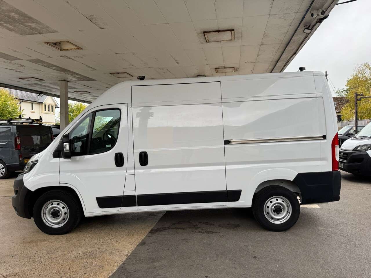 A 2022 FIAT DUCATO 2.2 MultijetIII 35 Maxi Panel Van 5dr Diesel Manual M H2 Euro 6 (140 ps) A 2022 FIAT DUCATO 2.2 MultijetIII 35 Maxi Panel Van 5dr Diesel Manual M H2 Euro 6 (140 ps)
