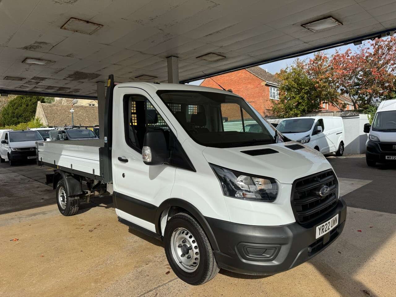 A 2022 FORD TRANSIT 2.0 350 EcoBlue Leader Tipper 2dr Diesel Manual FWD L2 Euro 6 (s/s) (1-Stop A 2022 FORD TRANSIT 2.0 350 EcoBlue Leader Tipper 2dr Diesel Manual FWD L2 Euro 6 (s/s) (1-Stop