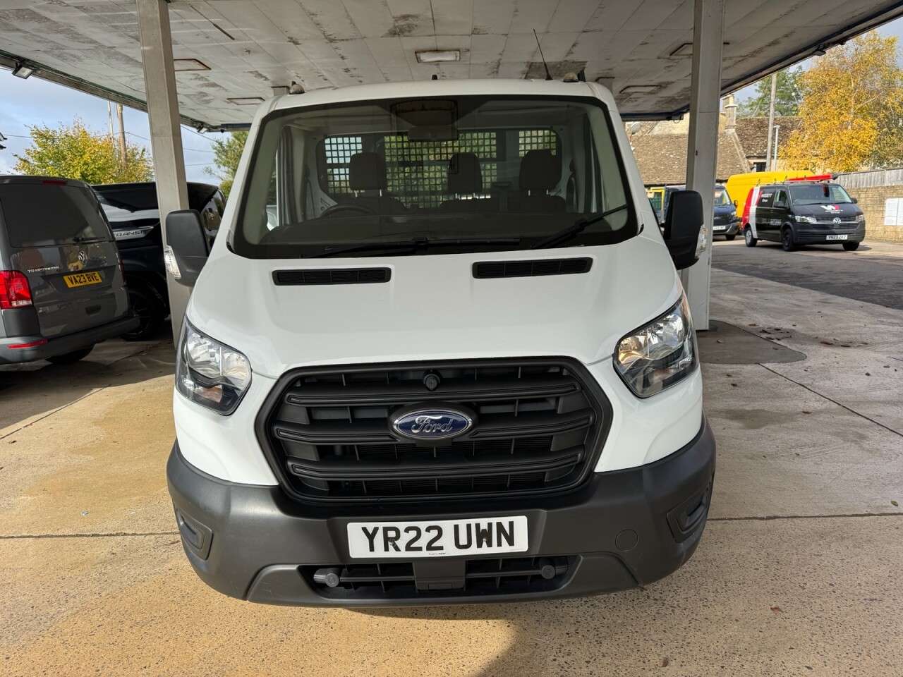 A 2022 FORD TRANSIT 2.0 350 EcoBlue Leader Tipper 2dr Diesel Manual FWD L2 Euro 6 (s/s) (1-Stop A 2022 FORD TRANSIT 2.0 350 EcoBlue Leader Tipper 2dr Diesel Manual FWD L2 Euro 6 (s/s) (1-Stop