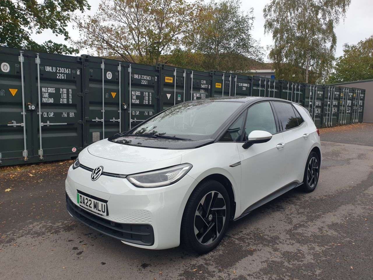 A 2022 VOLKSWAGEN ID.3 Pro Performance 58kWh Max Hatchback 5dr Electric Auto (204 ps) One owner 40 A 2022 VOLKSWAGEN ID.3 Pro Performance 58kWh Max Hatchback 5dr Electric Auto (204 ps) One owner 40
