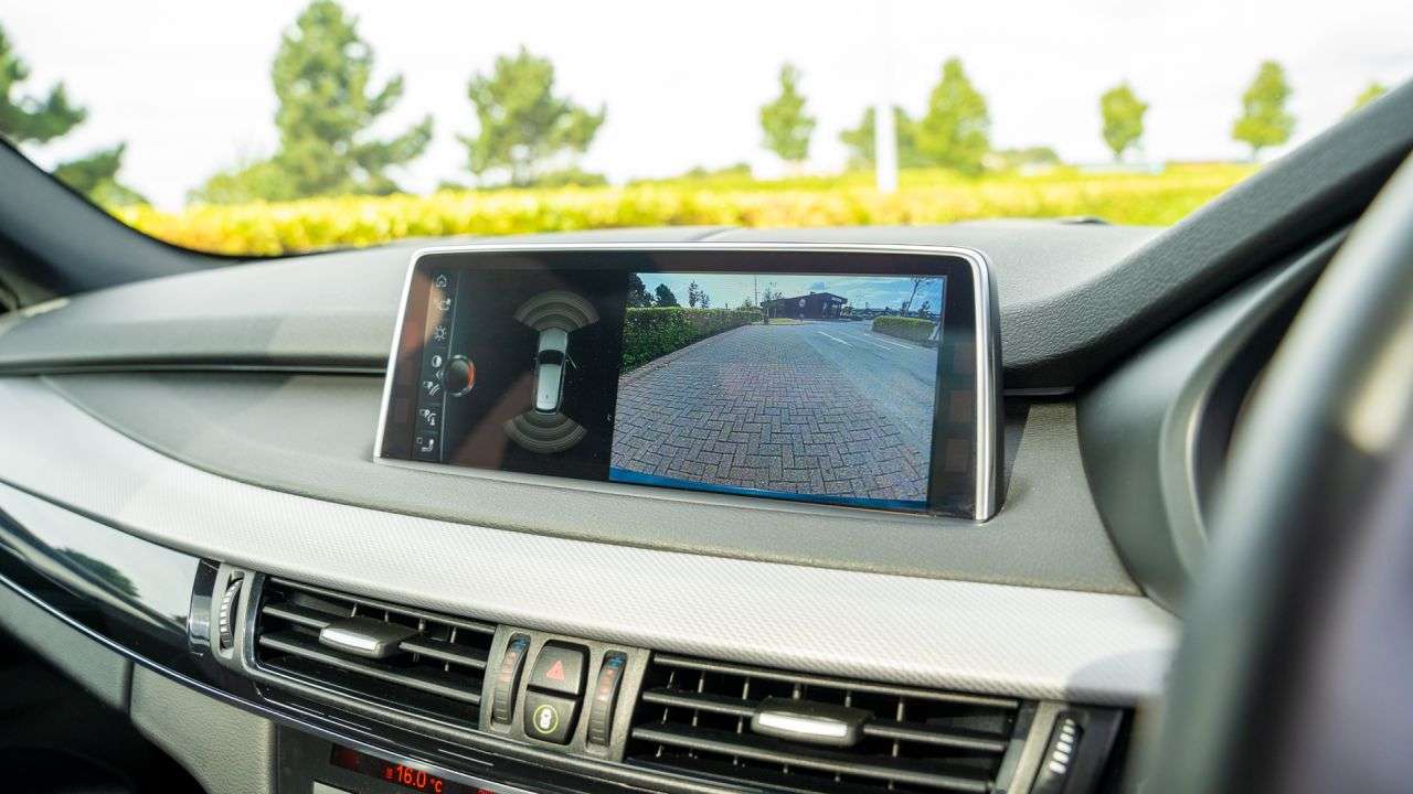 null BMW X5 null BMW X5